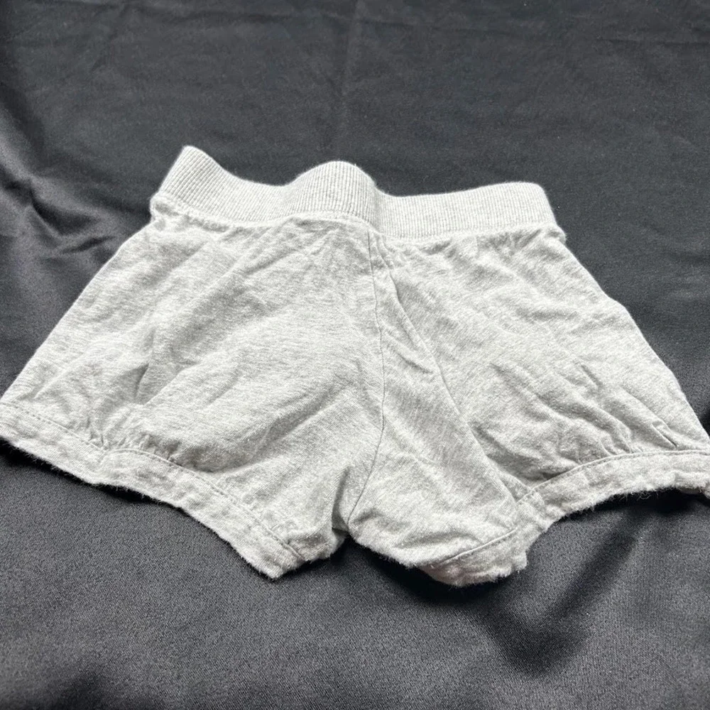 OshKosh B'gosh Girls Gray Elastic Waist Shorts Size 5T Casual Kids Shorts